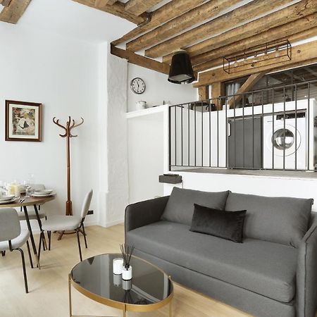 Apartment Saint Germain Des Pres By Studio Prestige Paris Bagian luar foto